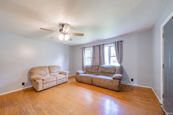 305 N Ellis RD, Muncie, IN 47303-4413
