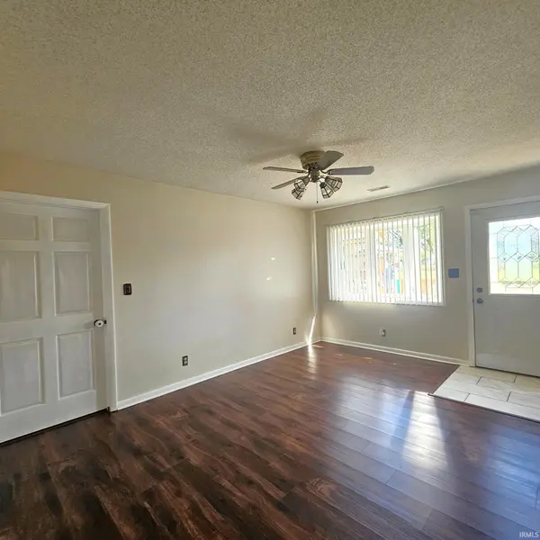 521 S Clem ST, Winchester, IN 47394