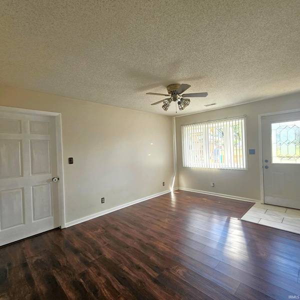 521 S Clem ST, Winchester, IN 47394
