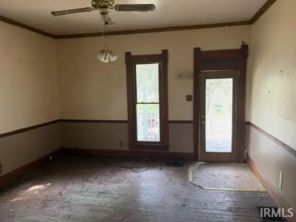 624 S 9th ST, Mitchell, IN 47446