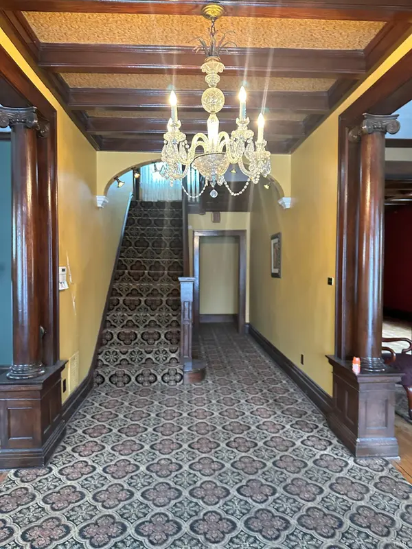 529 W Jefferson BLVD, Fort Wayne, IN 46802