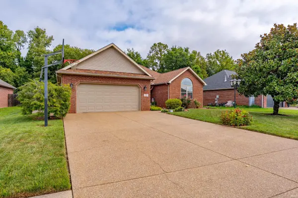 548 Imperial DR, Evansville, IN 47711