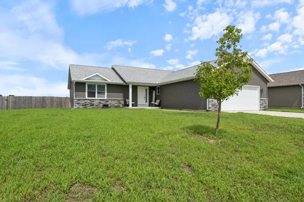20605 Matthew DR, Milford, IN 46542