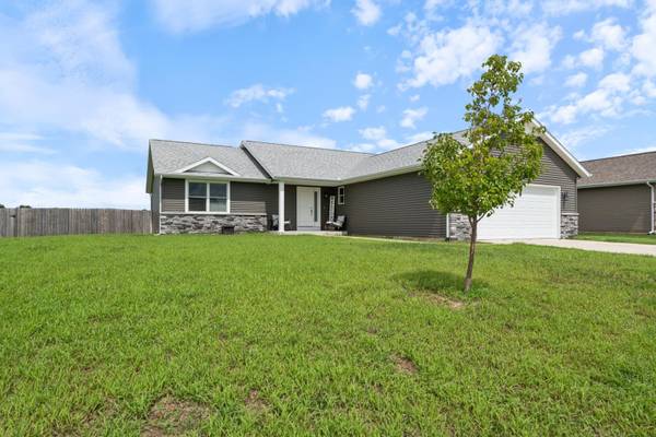 20605 Matthew DR, Milford, IN 46542