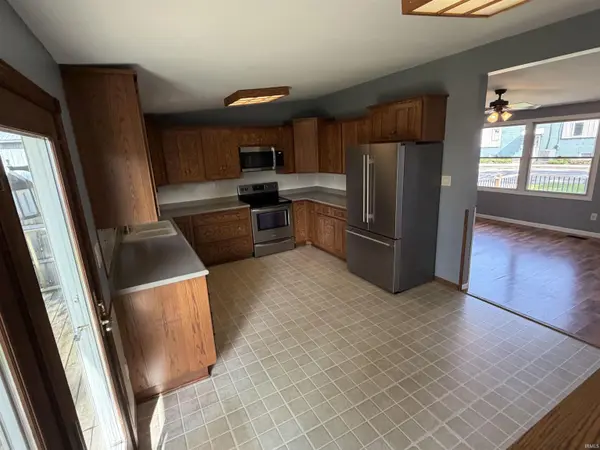 110 E Andrews ST, Monroe, IN 46772