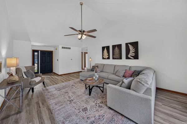 30647 Ashwood DR, Granger, IN 46530