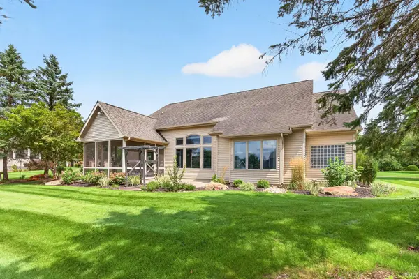 1361 Freedom Pkwy, Winona Lake, IN 46590