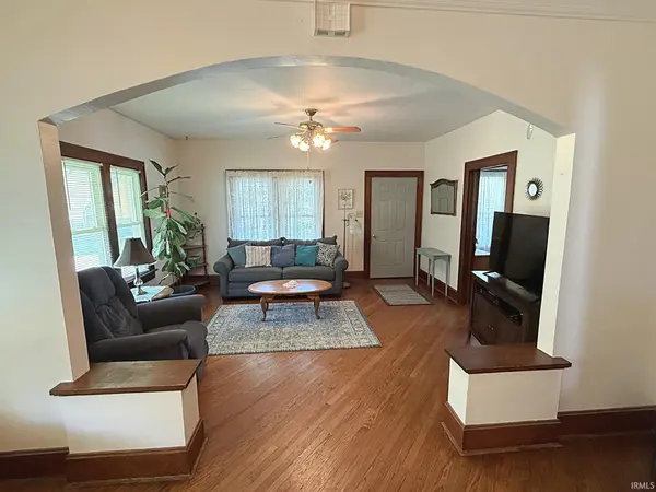 1305 State ST, Washington, IN 47501