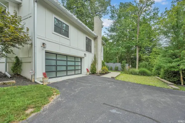 2104 E Woodstock PL, Bloomington, IN 47401