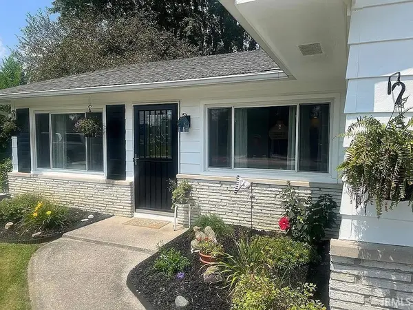 313 Sara DR, New Haven, IN 46774