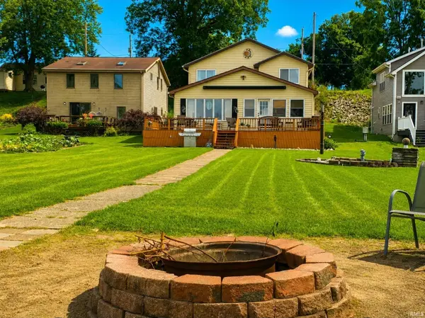 6601 E Harrold RD, Churubusco, IN 46723