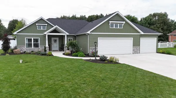 1207 E Dresdin DR, Warsaw, IN 46580