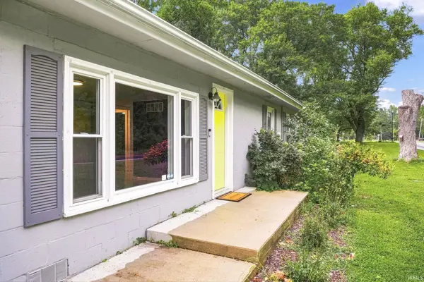 1426 S STATE ROAD 135 RD, Nashville, IN 47448