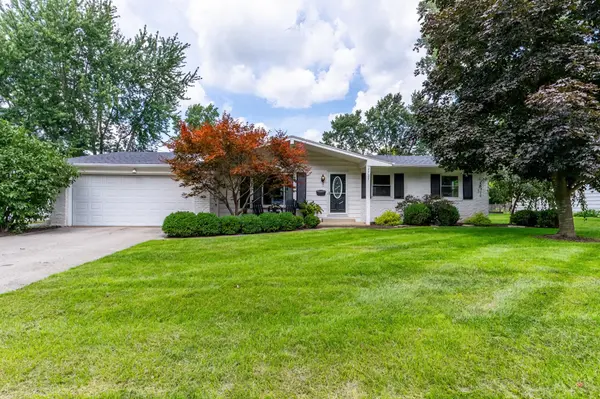2727 Roscommon DR, Fort Wayne, IN 46805