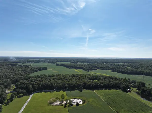 550 E Toto RD, Knox, IN 46534