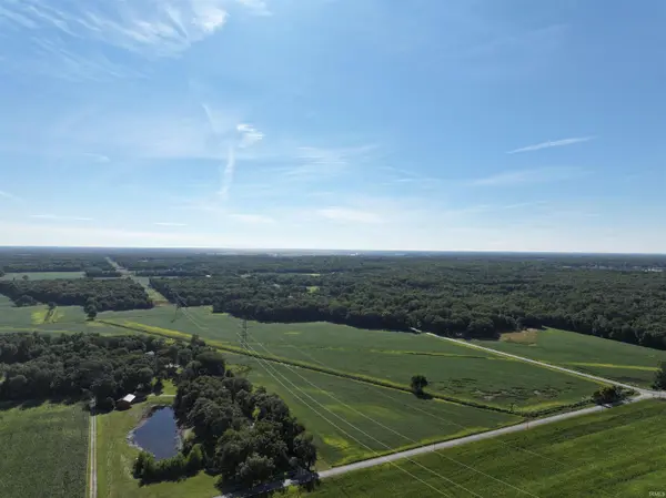 550 E Toto RD, Knox, IN 46534
