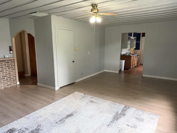 1460 N State Rd 5 RD, Larwill, IN 46764