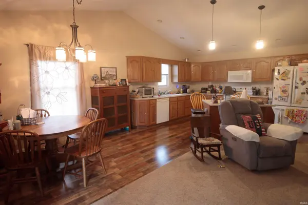 7844 Pauley CT, Russiaville, IN 46979