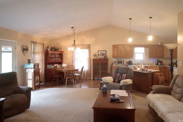 7844 Pauley CT, Russiaville, IN 46979