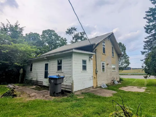 2206 Lincoln AVE, Goshen, IN 46528