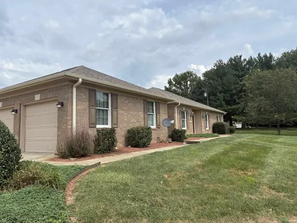 3468 E Stoneybrook CT, Vincennes, IN 47591