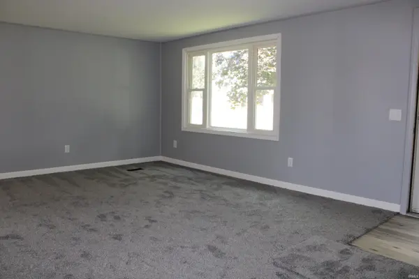 313 N West ST, Milford, IN 46542