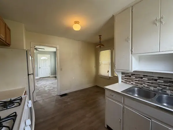 507 E South C ST, Gas City, IN 46933