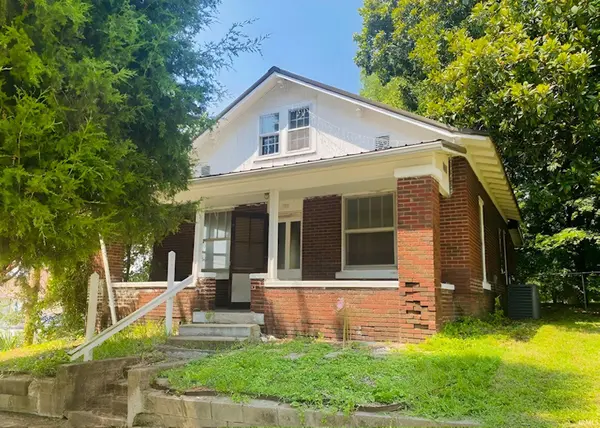 12 E Market ST, Chrisney, IN 47611
