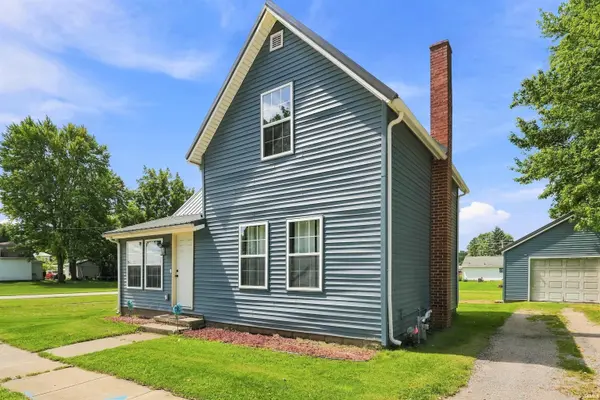 712 N Cavin ST, Ligonier, IN 46767
