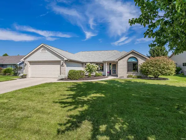 9826 White Hill CT, Fort Wayne, IN 46804