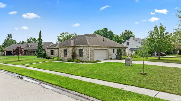 9429 Fireside CT, Fort Wayne, IN 46804