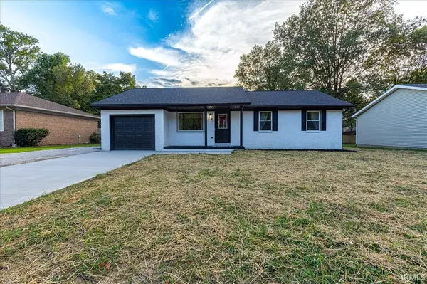 1765 Covey DR, Boonville, IN 47601