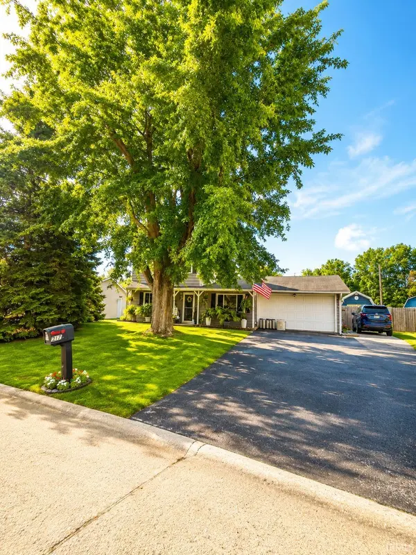 217 Sara DR, New Haven, IN 46774