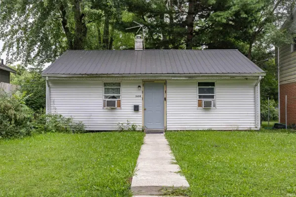1634 N Olive ST, South Bend, IN 46628