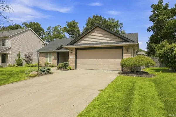 9020 Spring Forest DR, Fort Wayne, IN 46804-6447