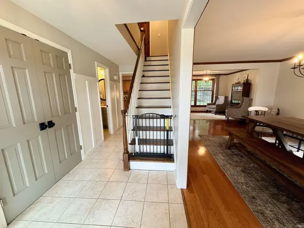 1317 Chanterelle DR, Fort Wayne, IN 46845-1513