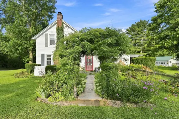 2327 County Road 66 RD, Auburn, IN 46706