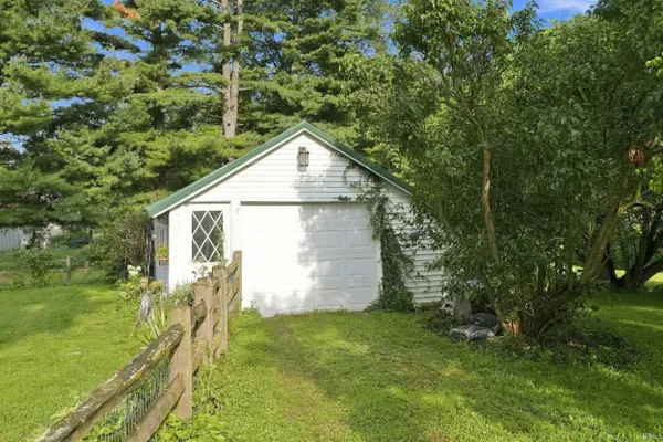 2327 County Road 66 RD, Auburn, IN 46706