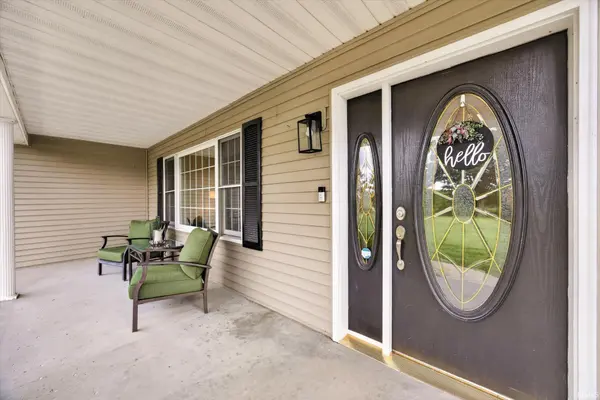 2108 E Antioch RD, Bloomfield, IN 47424
