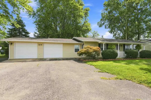 609 State Road 13 ***, North Manchester, IN 46962