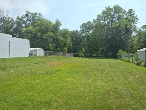 721 Radio AVE, Evansville, IN 47725
