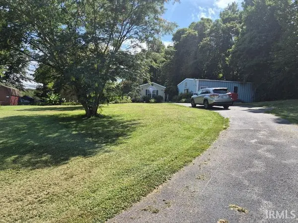 1849 DUNLAP DR, Princeton, IN 47670