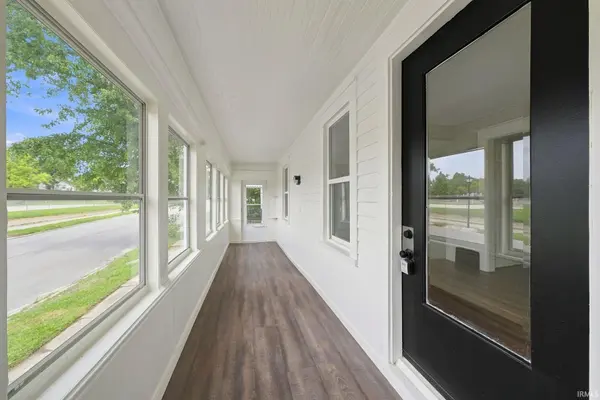 417/415 Pasadena DR, Fort Wayne, IN 46807
