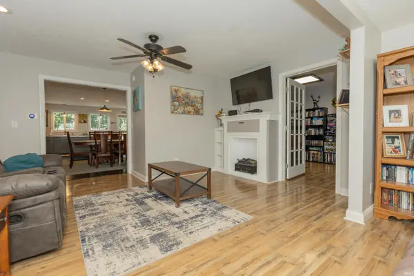 2127 W Buena Vista RD, Evansville, IN 47720