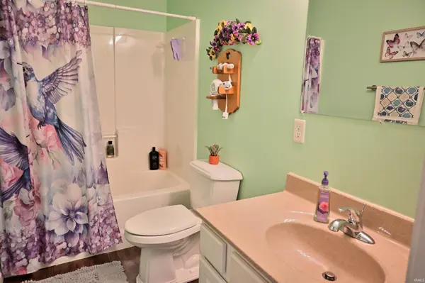 4266 S 170 E RD, Jasper, IN 47546