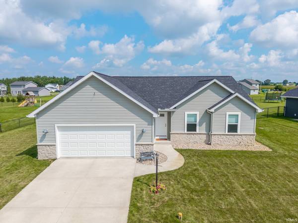 12825 Sunfish DR, Middlebury, IN 46540