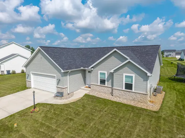 12825 Sunfish DR, Middlebury, IN 46540