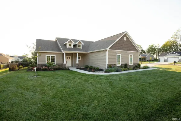 175 Mockingbird LN, Warsaw, IN 46580