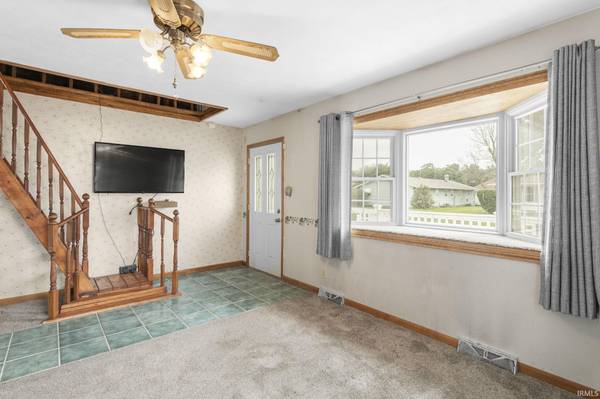 147 N Oakley AVE, Mishawaka, IN 46544-3815