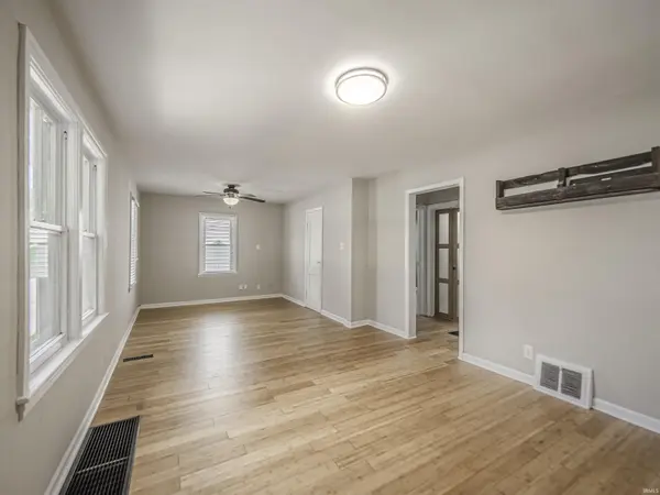 3601 Kansas RD, Evansville, IN 47725